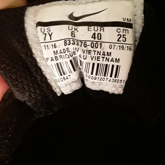 Teal Nike Air maxes - Picture 2 of 3